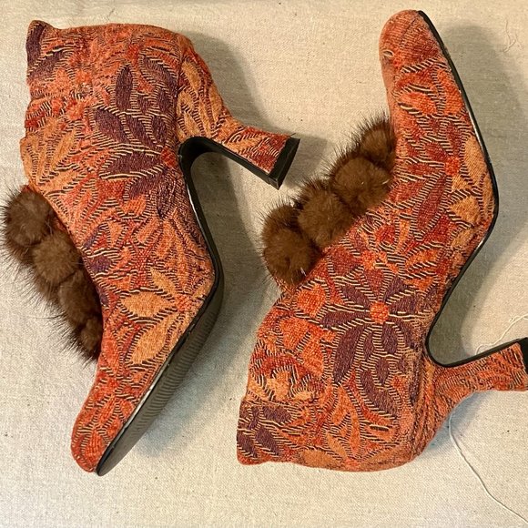 Jacquard Bootie w/ Fur Trim Brown 8US - Picture 2 of 4